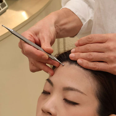 SIGNATURE HAIR GROWTH TREATMENT